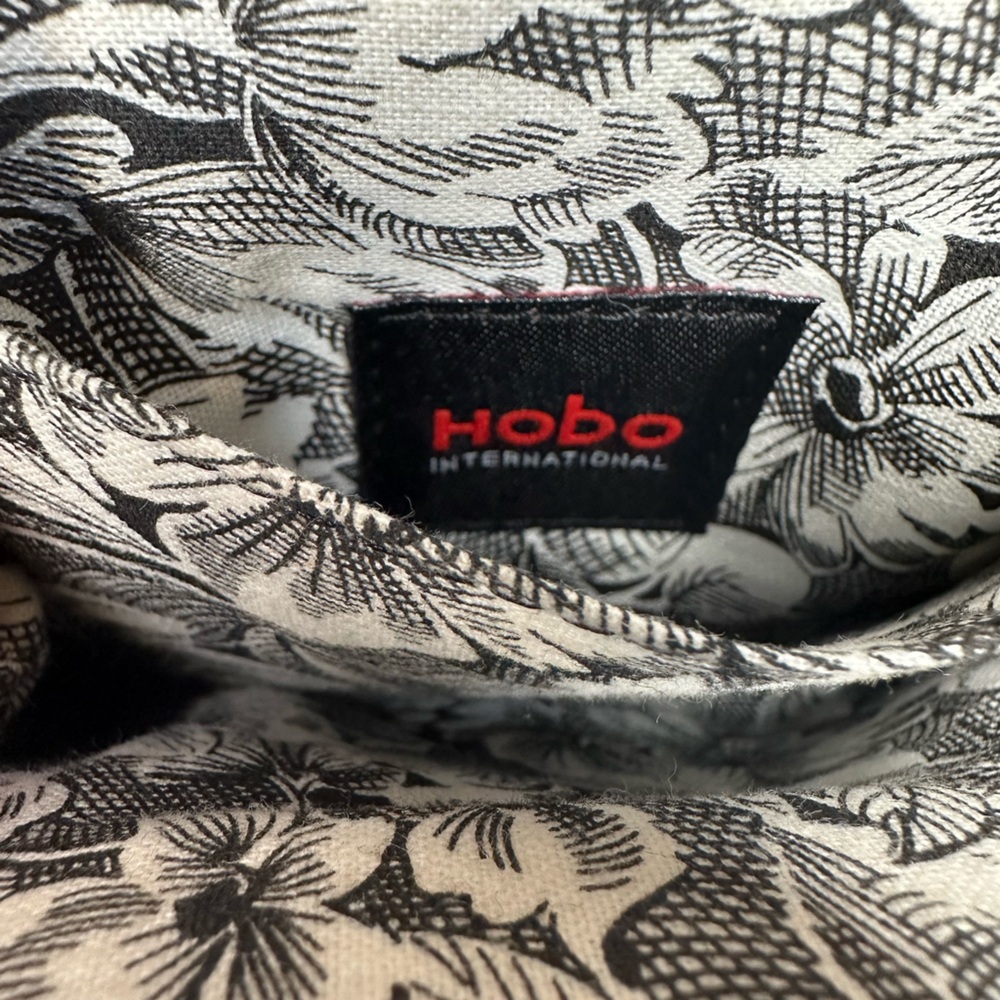 Hobo Int. Black Leather Kiss Lock Crossbody‎ Bag Chain Strap Floral Lining - Picture 10 of 13